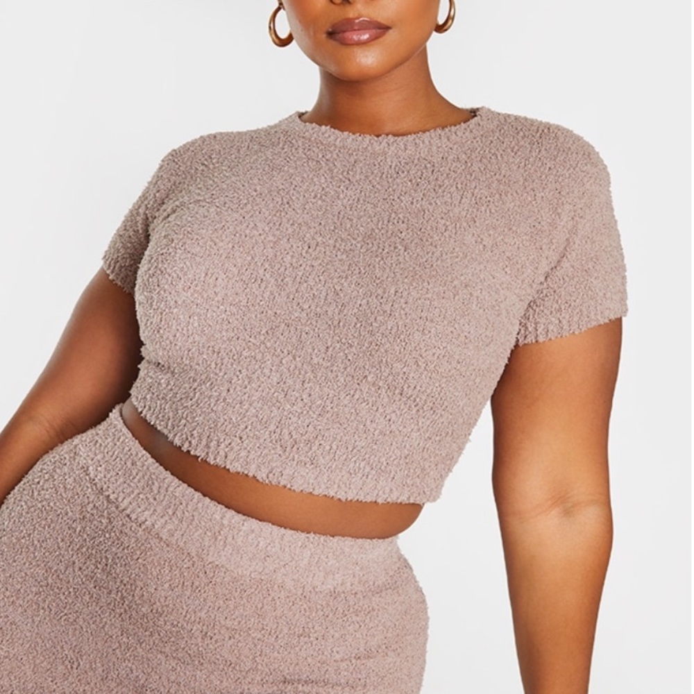 Plus Mocha Fluffy Knit cap Sleeve Crop Top